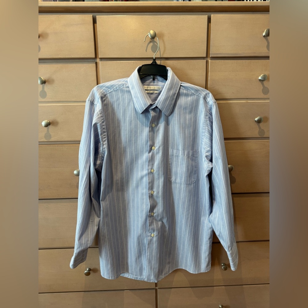Geoffrey Beene Thin Blue and White Striped Button Down Dress Shirt Neck 16.5